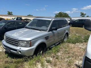 2008 Land Rover Range Rover Sport HSE with VIN SALSK25428A171759, listed as a Copart auction lot 55530215 with 169,102 mi miles and Clean Title. Bid and sale history available at carsss.com. Image 2.