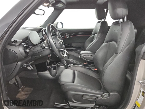 2024 MINI Convertible Cooper S with VIN WMW43DL02R3R79718, listed as a Copart auction lot 52829245 with 31,948 mi miles and Clean title. Bid and sale history available at DreamBid. Image 7.