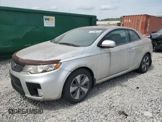 2010 Kia Forte SX с VIN KNAFW6A37A5199120, выставлен на аукционе Copart как лот 57180735 с пробегом 121 947 миль миль и Списание • Salvage title. История ставок и продаж доступна на DreamBid. Изображение 1.