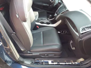 2019 Acura TLX z VIN 19UUB1F37KA010834, wystawiony jako IAAI lot #42448379 z przebiegiem 83 098 mil mil oraz . Historia ofert i sprzedaży dostępna na DreamBid. Obrazek 5.
