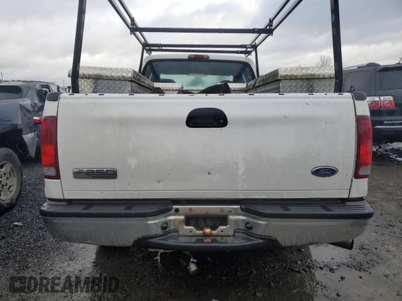 2005 Ford Super Duty F-250 XL with VIN 1FTSX20565EB83099, listed as a Copart auction lot 43036775 with 183,912 mi miles and Salvage Title. Bid and sale history available at carsss.com. Image 6.