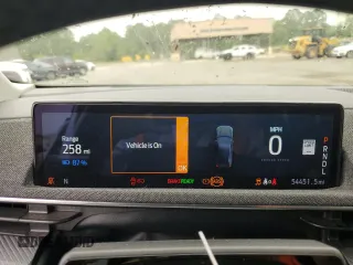2021 Ford Mustang Mach-E Premium с VIN 3FMTK3R74MMA01823, выставлен на аукционе Copart как лот 58423155 с пробегом 54 451 миль миль и Списание • Salvage title. История ставок и продаж доступна на DreamBid. Изображение 9.