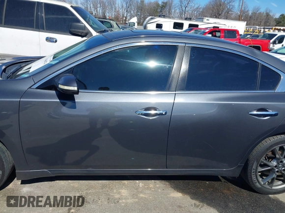 2012 Nissan Maxima S with VIN 1N4AA5APXCC821884, listed as a IAAI auction lot 41640474 with 185,732 mi miles and . Bid and sale history available at DreamBid. Image 15.