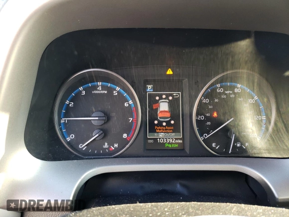 2017 Toyota RAV4 XLE with VIN 2T3WFREV9HW347299, listed as a Copart auction lot 62237864 with 103,392 mi miles and Salvage Title. Bid and sale history available at DreamBid. Image 9.
