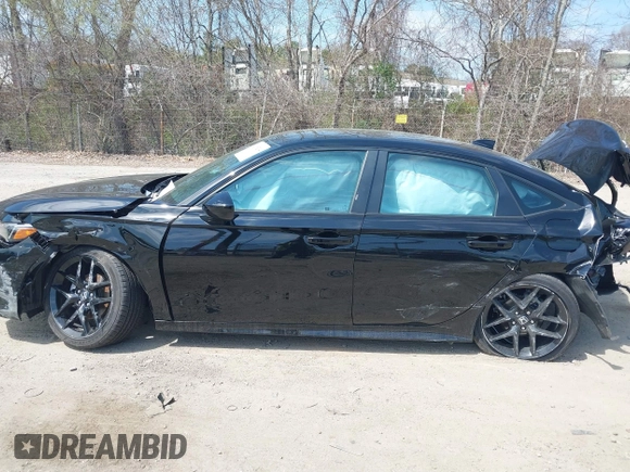 2025 Honda Civic Sport z VIN 2HGFE2F5XSH560117, wystawiony jako IAAI lot #42115264 z przebiegiem 3 621 mil mil oraz . Historia ofert i sprzedaży dostępna na DreamBid. Obrazek 15.