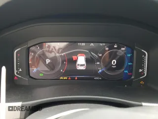 2023 Volkswagen Atlas SE с VIN 1V2HE2CA5PC211058, выставлен на аукционе Copart как лот 70510204 с пробегом 4 092 миль миль и Списание • Salvage title. История ставок и продаж доступна на DreamBid. Изображение 9.
