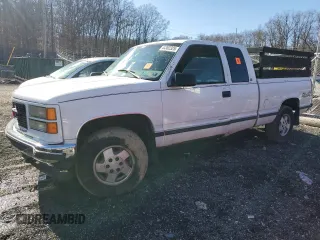 1998 GMC Sierra 1500 with VIN 2GTEK19M6W1546973, listed as a Copart auction lot 44362325 with 237,334 mi miles and Salvage Title. Bid and sale history available at DreamBid. Image 1.