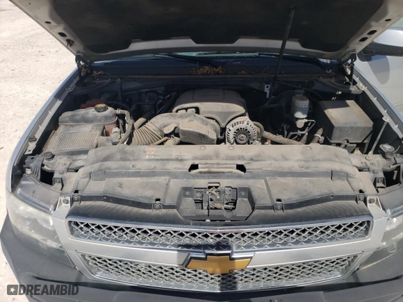 2013 Chevrolet Suburban LT with VIN 1GNSKJE74DR366339, listed as a Copart auction lot 47167315 with 113,106 mi miles and Salvage Title. Bid and sale history available at carsss.com. Image 12.