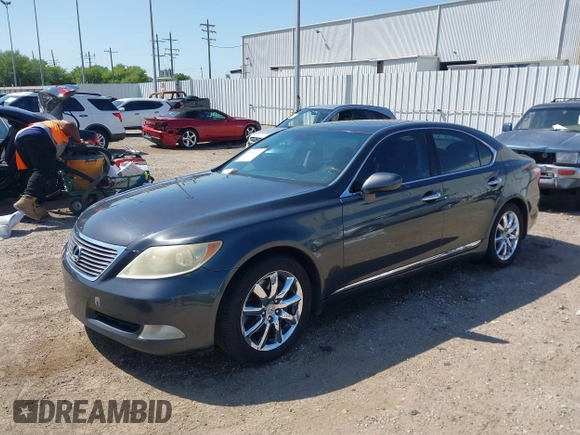 2008 Lexus LS 460 z VIN JTHBL46F185081395, wystawiony jako IAAI lot #42014942 z przebiegiem 235 101 mil mil oraz . Historia ofert i sprzedaży dostępna na DreamBid. Obrazek 2.
