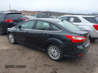 2012 Ford Focus SEL with VIN 1FAHP3H27CL348358, listed as a IAAI auction lot 41967061 with 146,432 mi miles. Bid and sale history available at carsss.com. Image 3.