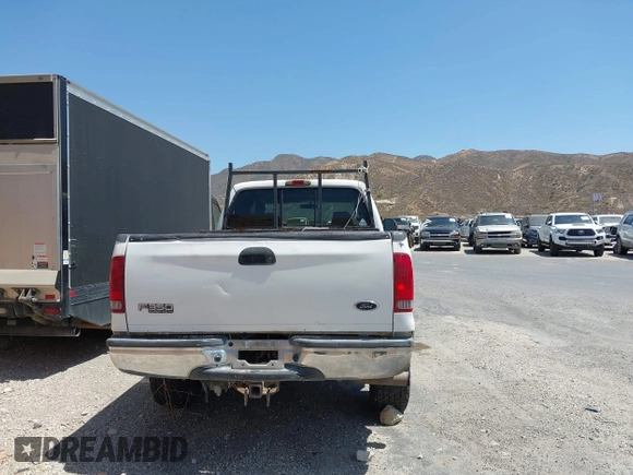 2004 Ford F-350 XL with VIN 1FTSW31P84ED21703, listed as a IAAI auction lot 42644063 with 297,096 mi miles and . Bid and sale history available at DreamBid. Image 16.
