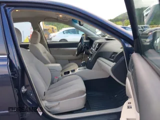 2013 Subaru Legacy Premium z VIN 4S3BMBC61D3009593, wystawiony jako IAAI lot #42284458 z przebiegiem 108 740 mil mil oraz . Historia ofert i sprzedaży dostępna na DreamBid. Obrazek 5.