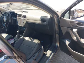 2019 Volkswagen Tiguan SE with VIN 3VV2B7AX3KM143968, listed as a IAAI auction lot 39838788 with 155,823 mi miles and . Bid and sale history available at DreamBid. Image 5.