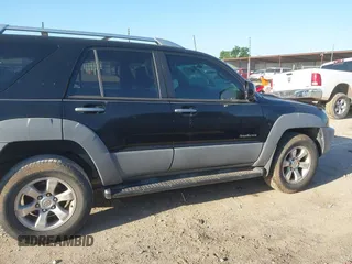 2003 Toyota 4Runner SR5 z VIN JTEZU14R030001935, wystawiony jako IAAI lot #42262364 z przebiegiem 262 884 mil mil oraz . Historia ofert i sprzedaży dostępna na DreamBid. Obrazek 6.