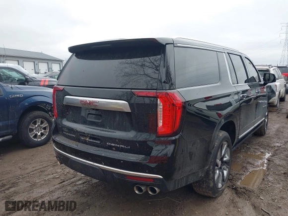 2021 GMC Yukon XL Denali with VIN 1GKS2JKL2MR236297, listed as a IAAI auction lot 41527869 with 53,863 mi miles. Bid and sale history available at carsss.com. Image 4.