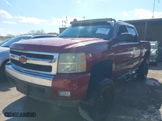 2007 Chevrolet Silverado 1500 LS with VIN 2GCEK13C671589369, listed as a IAAI auction lot 41894280 with 226,687 mi miles. Bid and sale history available at carsss.com. Image 17.