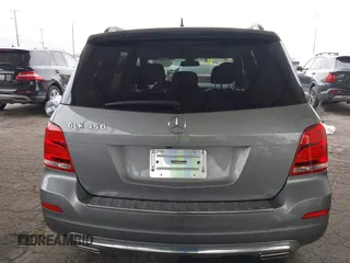 2013 Mercedes-Benz GLK 350 z VIN WDCGG5HB4DG089009, wystawiony jako IAAI lot #42379231 z przebiegiem 98 755 mil mil oraz . Historia ofert i sprzedaży dostępna na DreamBid. Obrazek 16.