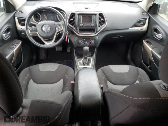 2017 Jeep Cherokee Sport с VIN 1C4PJLAB7HW619264, выставлен на аукционе Copart как лот 54589805 с пробегом 108 004 миль миль и Списание • Salvage title. История ставок и продаж доступна на DreamBid. Изображение 8.
