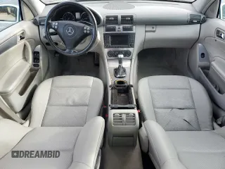2005 Mercedes-Benz C 230 Kompressor with VIN WDBRF40J75F592134, listed as a Copart auction lot 84874144 with 168,489 mi miles and Non repairable. Bid and sale history available at DreamBid. Image 8.