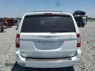 2014 Chrysler Town & Country Touring with VIN 2C4RC1BG7ER348325, listed as a Copart auction lot 53661405 with 111,056 mi miles and Clean Title. Bid and sale history available at DreamBid. Image 6.