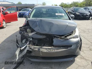 2016 Toyota Prius Two with VIN JTDKBRFU0G3000980, listed as a Copart auction lot 53961395 with 266,472 mi miles and Salvage Title. Bid and sale history available at DreamBid. Image 5.