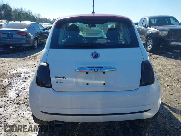 2015 FIAT 500 Pop with VIN 3C3CFFAR2FT612583, listed as a IAAI auction lot 41296112 with 176,364 mi miles. Bid and sale history available at carsss.com. Image 16.