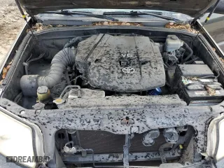 2006 Toyota 4Runner SR5 with VIN JTEZU14R560066512, listed as a Copart auction lot 53206315 with 346,339 mi miles and Clean Title. Bid and sale history available at carsss.com. Image 11.