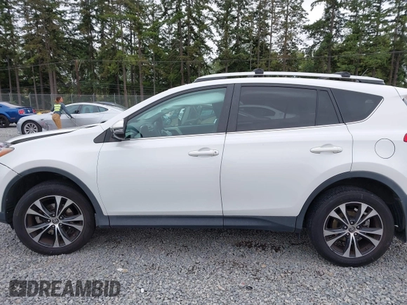 2015 Toyota RAV4 Limited with VIN 2T3DFREV8FW325833, listed as a IAAI auction lot 42581487 with 58,198 mi miles and . Bid and sale history available at DreamBid. Image 13.