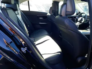 2022 Mercedes-Benz C 300 with VIN W1KAF4GB8NR054768, listed as a Copart auction lot 54647124 with 2,769 mi miles and Clean Title. Bid and sale history available at DreamBid. Image 10.