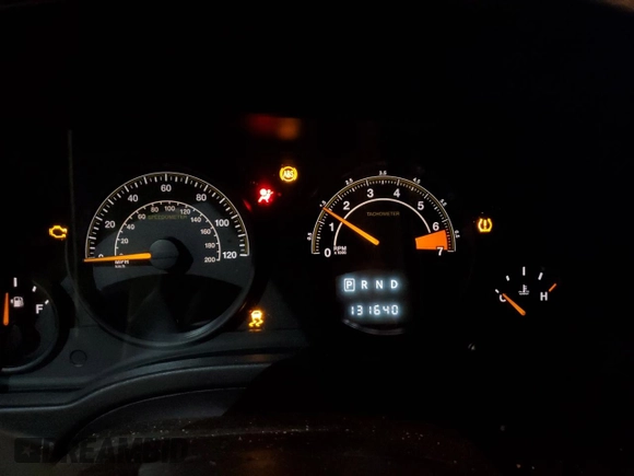 2016 Jeep Patriot Sport SE z VIN 1C4NJPBA8GD679214, wystawiony jako Copart lot #88990335 z przebiegiem 131 640 mil mil oraz Szkoda całkowita • Salvage title. Historia ofert i sprzedaży dostępna na DreamBid. Obrazek 9.