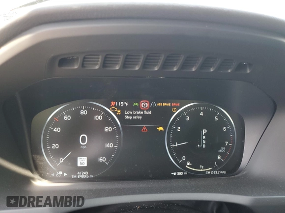 2022 Volvo XC90 Momentum with VIN YV4A22PKXN1867907, listed as a Copart auction lot 61944575 with 41,249 mi miles and Salvage title. Bid and sale history available at DreamBid. Image 9.