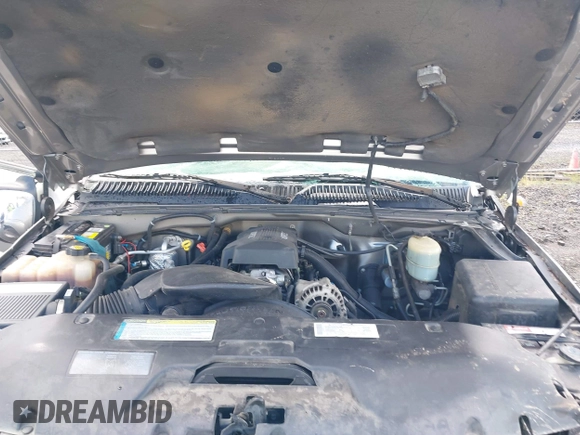 2000 GMC Sierra 2500 SLE z VIN 1GTGK29U7YE380284, wystawiony jako IAAI lot #41965443 z przebiegiem 189 831 mil mil oraz . Historia ofert i sprzedaży dostępna na DreamBid. Obrazek 10.