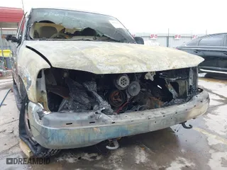 2002 GMC Sierra 1500 SLE with VIN 2GTEC19V221134517, listed as a IAAI auction lot 41931562 with 1 mi miles. Bid and sale history available at carsss.com. Image 12.
