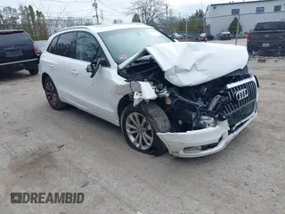 2015 Audi Q5 Premium with VIN WA1CFAFP6FA018604, listed as a IAAI auction lot 41919068 with 119,370 mi miles. Bid and sale history available at carsss.com. Image 1.