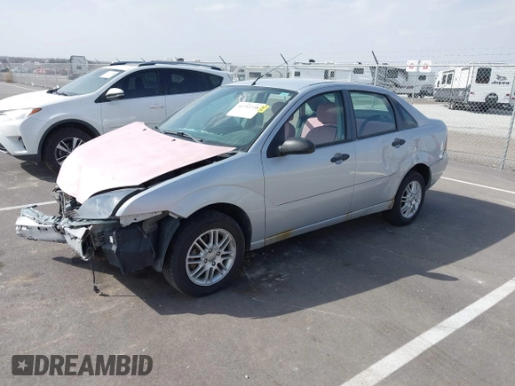 2007 Ford Focus S with VIN 1FAHP34N57W188274, listed as a IAAI auction lot 41753738 with Not Provided miles and . Bid and sale history available at carsss.com. Image 2.