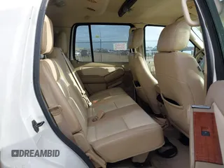 2007 Ford Explorer Eddie Bauer z VIN 1FMEU64E77UB17558, wystawiony jako IAAI lot #41915748 z przebiegiem Nie podano mil oraz . Historia ofert i sprzedaży dostępna na DreamBid. Obrazek 8.