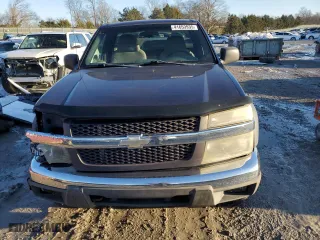 2004 Chevrolet Colorado LT w/1LT with VIN 1GCDT146448162170, listed as a Copart auction lot 41653935 with 258,921 mi miles and Salvage Title. Bid and sale history available at carsss.com. Image 5.