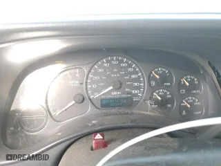 2002 Chevrolet Silverado 1500 LT with VIN 2GCEC19T921108110, listed as a Copart auction lot 85073854 with 190,042 mi miles and Salvage Title. Bid and sale history available at carsss.com. Image 9.