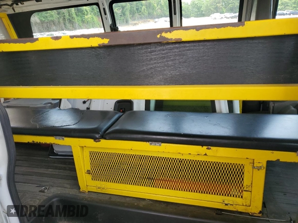 2017 Chevrolet Express Cargo с VIN 1GCWGAHF5H1242275, выставлен на аукционе Copart как лот 58962305 с пробегом 174 525 миль миль и Чистый • Clean title. История ставок и продаж доступна на DreamBid. Изображение 10.