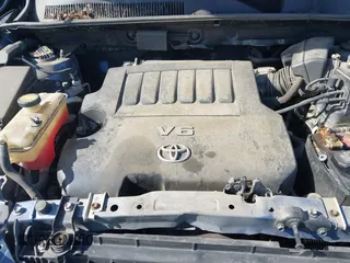 2010 Toyota RAV4 with VIN 2T3BK4DV0AW029334, listed as a IAAI auction lot 41650110 with 233,090 mi miles. Bid and sale history available at carsss.com. Image 10.