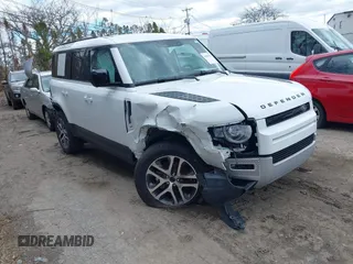 2025 Land Rover Defender S z VIN SALEJ7EX9S2383812, wystawiony jako IAAI lot #41941914 z przebiegiem 412 mil mil oraz . Historia ofert i sprzedaży dostępna na DreamBid. Obrazek 1.
