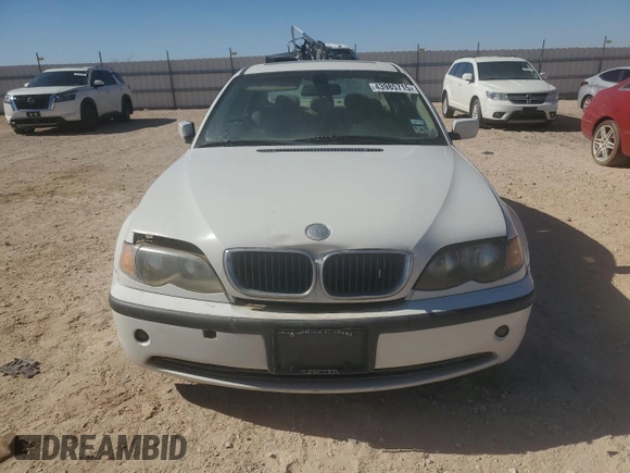 2003 BMW 3 Series 325i with VIN WBAET37423NJ33256, listed as a Copart auction lot 43985715 with 117,346 mi miles and Clean Title. Bid and sale history available at DreamBid. Image 5.