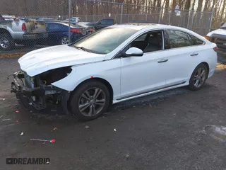 2018 Hyundai Sonata Limited with VIN 5NPE34AF3JH727810, listed as a IAAI auction lot 41145467 with 77,711 mi miles. Bid and sale history available at carsss.com. Image 17.