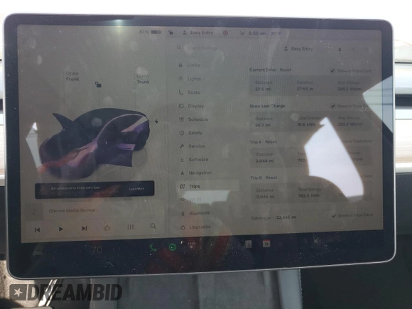 2024 Tesla Model Y с VIN 7SAYGDED3RF166676, выставлен на аукционе Copart как лот 60792165 с пробегом 22 445 миль миль и Списание • Salvage title. История ставок и продаж доступна на DreamBid. Изображение 9.