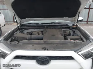 2017 Toyota 4Runner SR5 with VIN JTEZU5JR2H5162857, listed as a IAAI auction lot 41786004 with 93,437 mi miles. Bid and sale history available at carsss.com. Image 10.