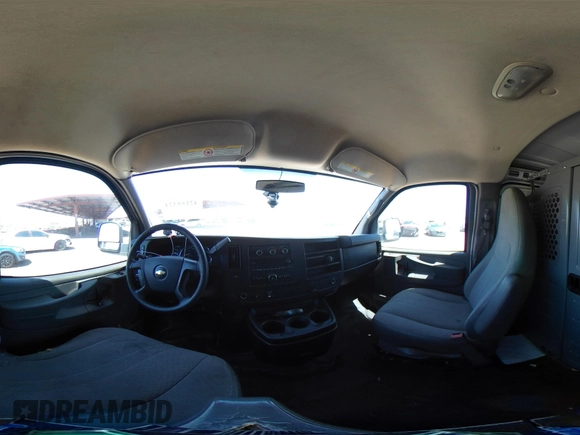 2015 Chevrolet Express Cargo with VIN 1GCWGFCF6F1261368, listed as a IAAI auction lot 42158324 with 196,406 mi miles. Bid and sale history available at carsss.com. Image 18.