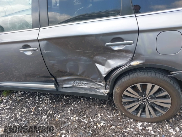 2019 Mitsubishi Outlander SE with VIN JA4AD3A34KJ001176, listed as a IAAI auction lot 42274238 with 109,316 mi miles and . Bid and sale history available at DreamBid. Image 6.