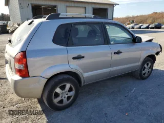 2005 Hyundai Tucson GL with VIN KM8JM12B95U067091, listed as a Copart auction lot 79297524 with 0 mi miles and Salvage Title. Bid and sale history available at carsss.com. Image 3.