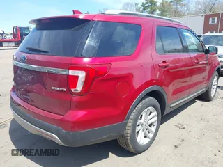 2016 Ford Explorer XLT with VIN 1FM5K7D85GGC85722, listed as a IAAI auction lot 42087848 with 135,872 mi miles and . Bid and sale history available at carsss.com. Image 4.