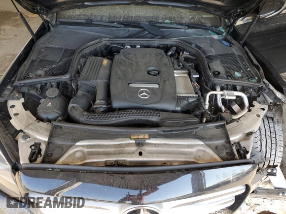 2018 Mercedes-Benz C 300 z VIN 55SWF4JB5JU266535, wystawiony jako Copart lot #61848525 z przebiegiem 121 869 mil mil oraz Szkoda całkowita • Salvage title. Historia ofert i sprzedaży dostępna na DreamBid. Obrazek 11.